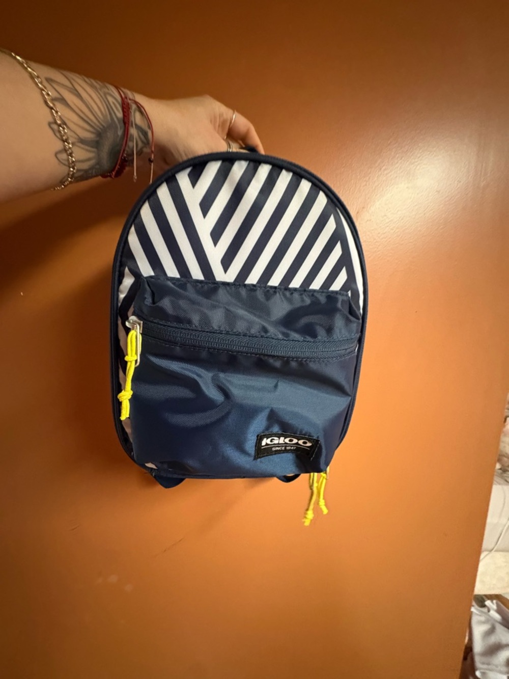 Igloo Navy and White Striped insulated Backpack with Neon Yellow Accents - Picture 4 of 6